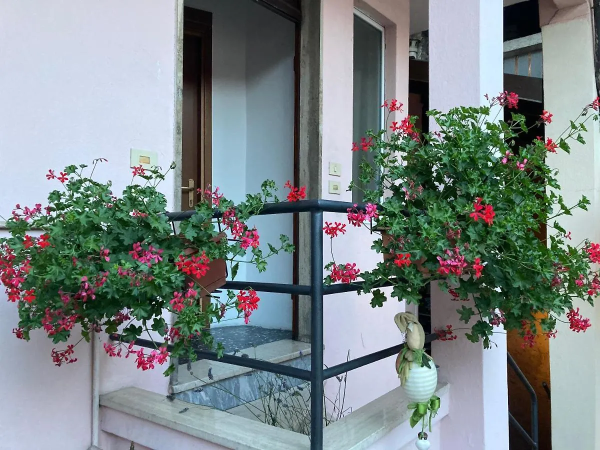 Casa Mirella Lägenhet Lovere